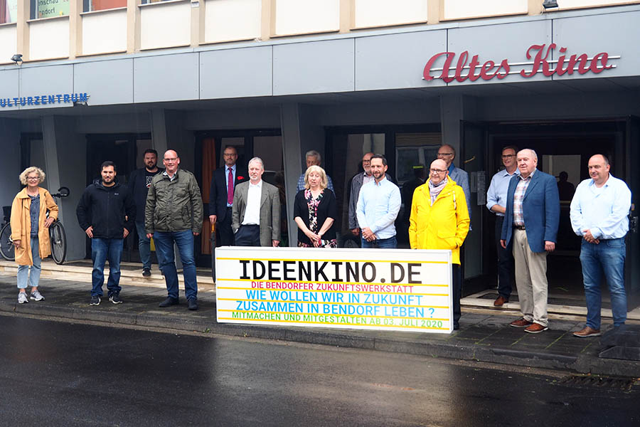 Die Mitglieder des Stadtentwicklungsausschusses besichtigten das Ideenkino in der Poststrae. Fotos: Stadt Neuwied