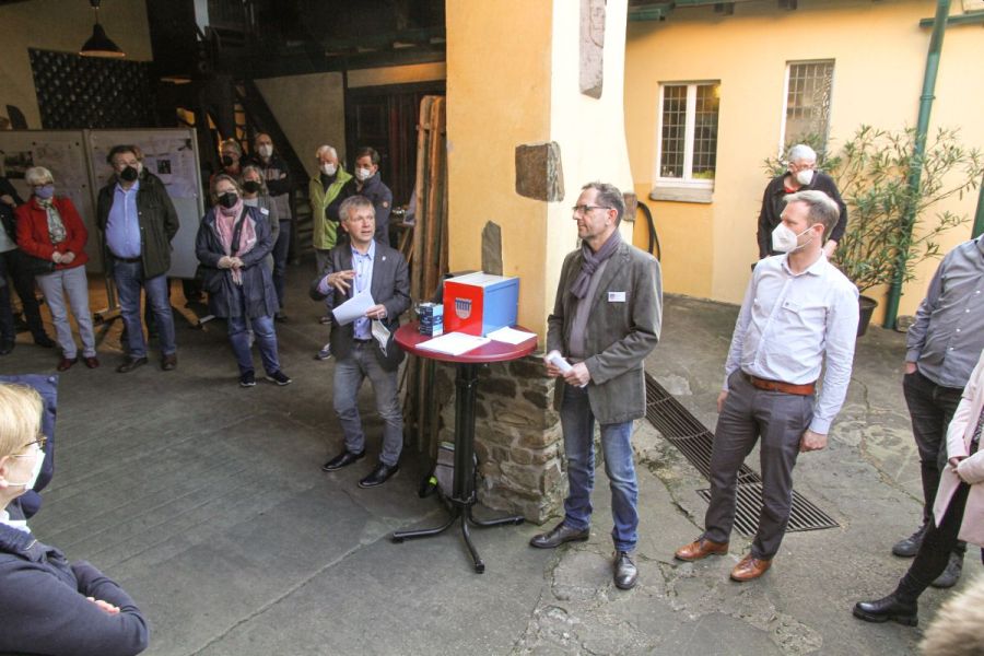 Auftakt zur Brgerbeteiligung fr die Neugestaltung des Rhndorfer Bahnhofsumfeldes