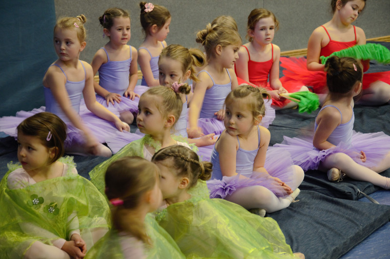 Kurz vor dem Auftritt stieg bei den "Ballettmusen" die Spannung. Foto: Privat