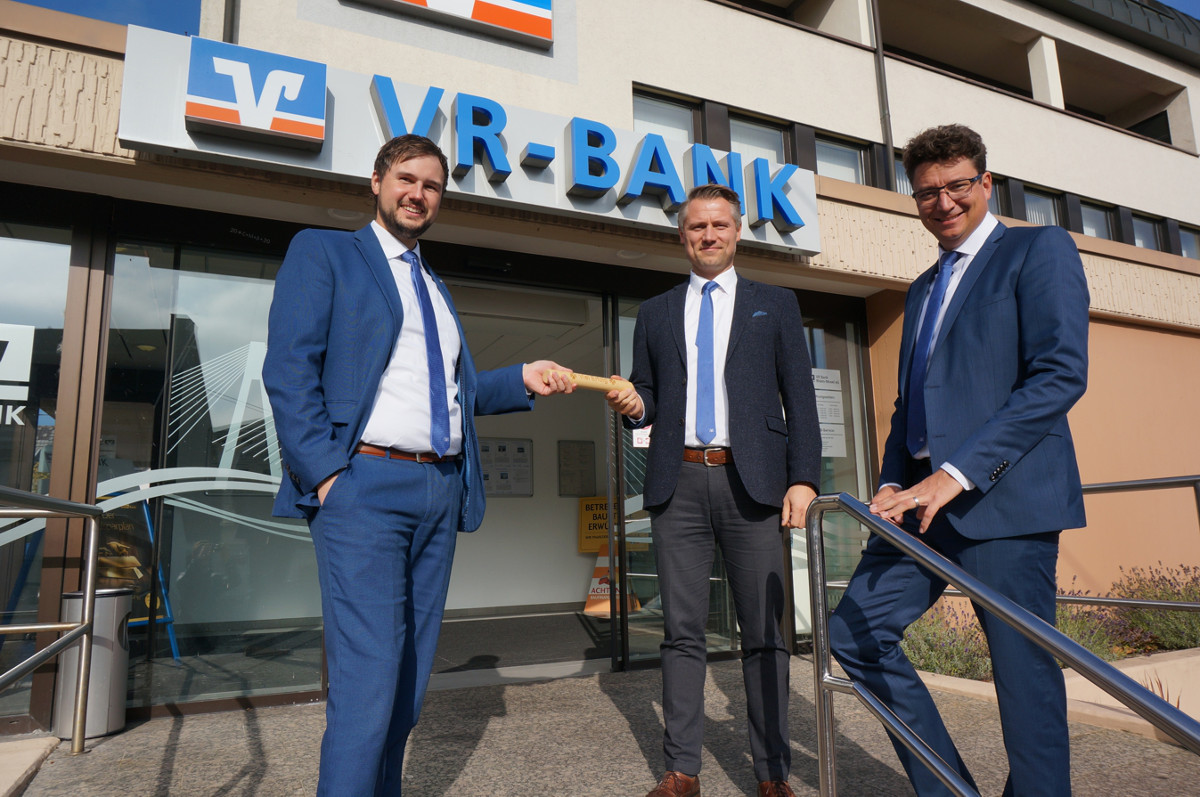 Staffelübergabe bei der VR Bank in Bad Hönningen