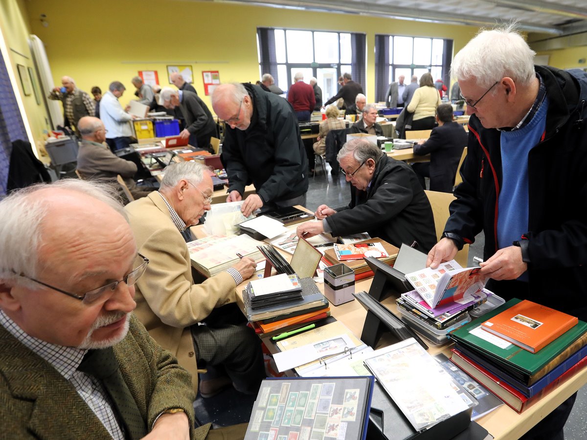 Briefmarkenfreunde Neuwied laden zum Grotauschtag