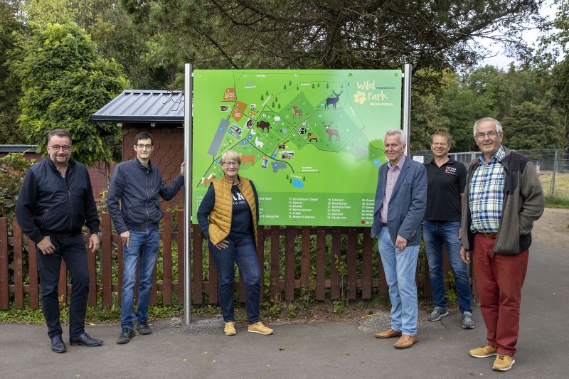 bergabe der bersichtstafeln fr den Wildpark der Stadt Bad Marienberg. Foto: Fotostudio Rder-Moldenhauer