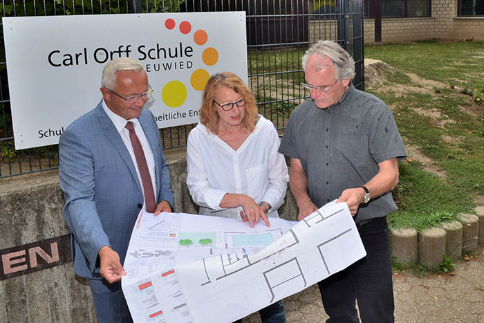 Hallerbach: Investitionen in Schulbau sichern Standortvorteile