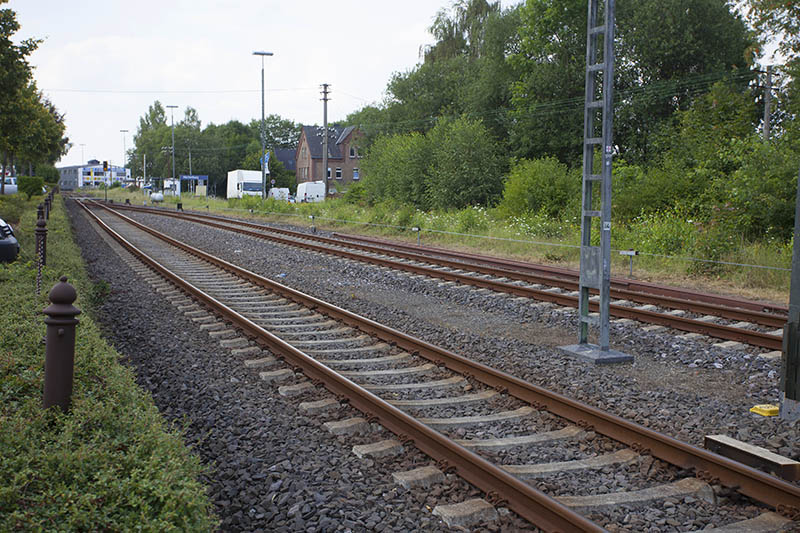 Per Bahn zum Arp-Museum, Symbolfoto