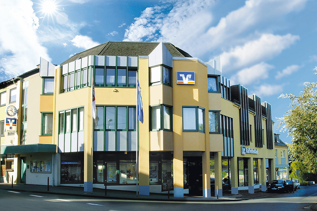 In diesem Jahr wird es bauliche Vernderungen am Standort Neustadt geben: Die Kundenbereiche im Erdgeschoss werden grundlegend verndert. Foto: Raiffeisenbank Neustadt