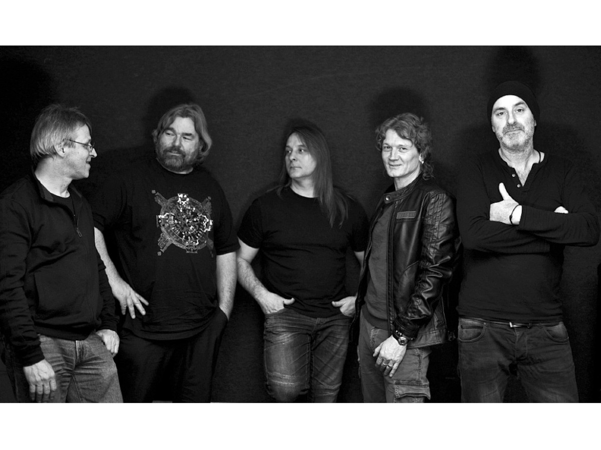 Authentische Klnge: Pink Floyd-Tribute auf dem Alten Markt in Hachenburg