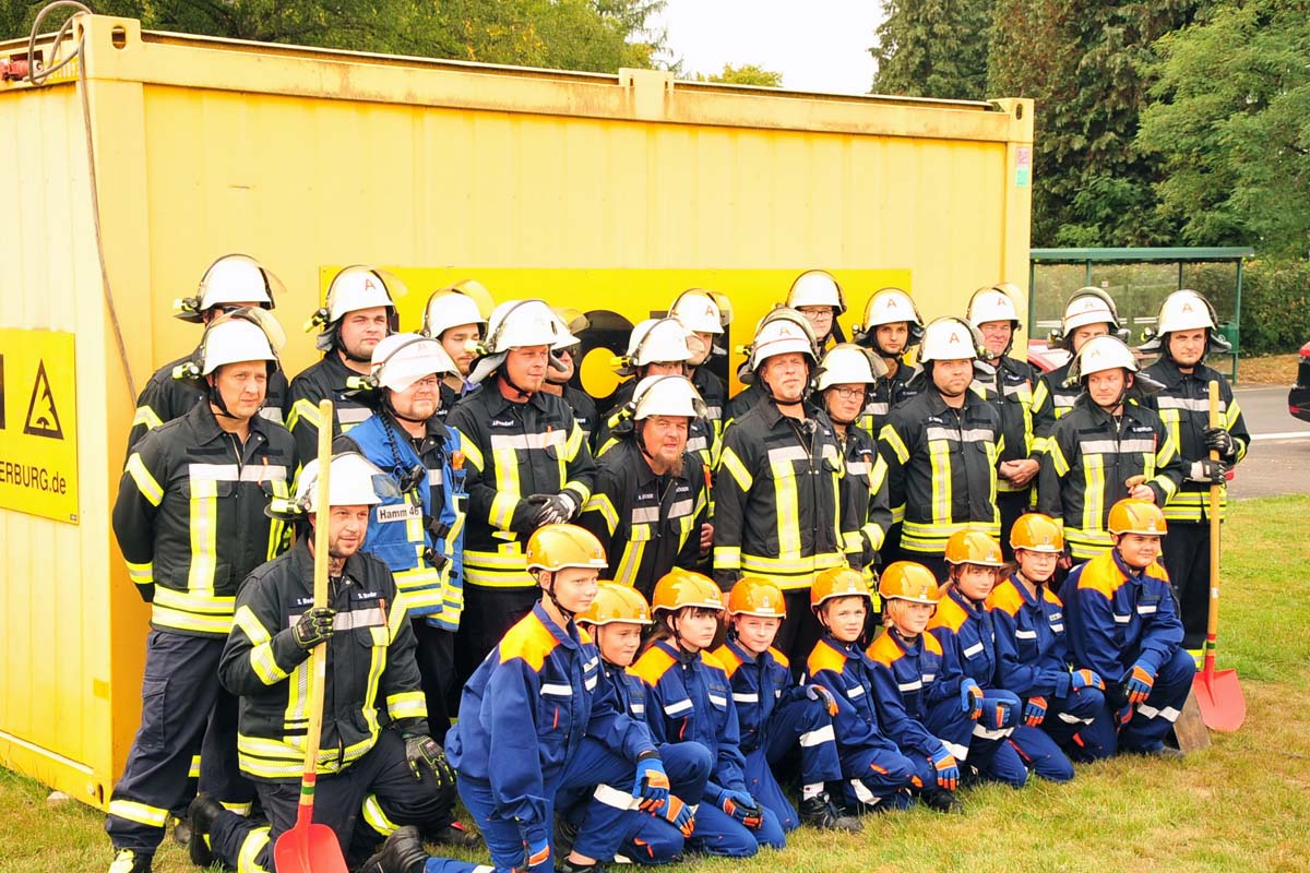 Die Feuerwehr Hamm nominierte gleich drei weitere Feuerwehren (Bilder: kk)