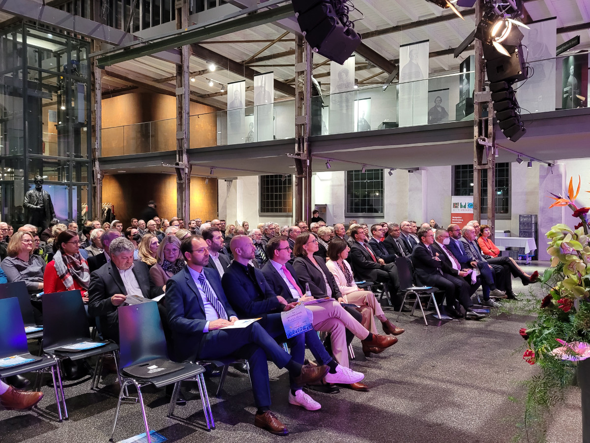 Das Treffen von Wirtschaft und Politik, Handel und Tourismus, Verwaltung und Medien fand in der Kruppschen Halle statt. (Fotos: Stadt Bendorf)

