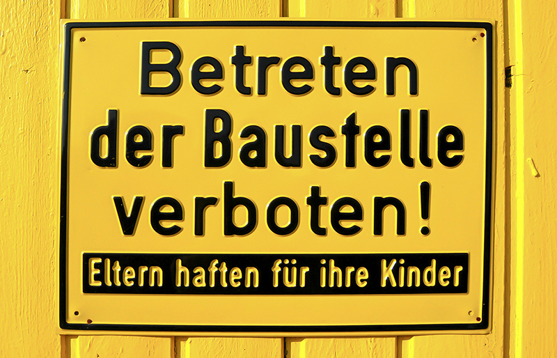 Unberechenbar, gefhrlich  und berall: Das Corona-Virus respektiert keine Regeln. Da knnen noch so viele Verbotsschilder stehen. Wenn sich einer garantiert nicht daranhlt, dann das Corona-Virus, sagt Walter Schneider. Foto: IG-Bau