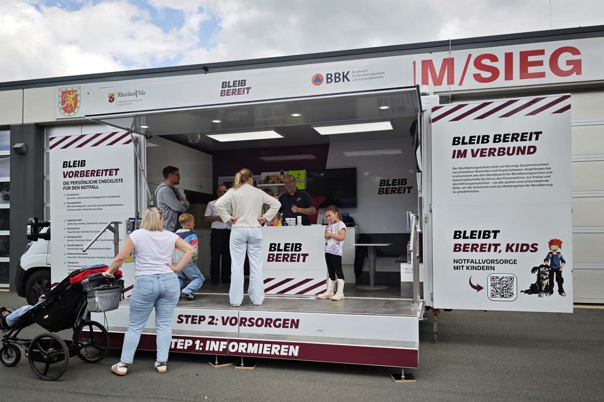 Das Infomobil des LFV war ein Anziehungspunkt (Bilder: kk�)