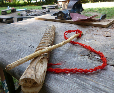 An diesem Projekttag geht es um die Wahrnehmung des Waldes als Ressource im Einklang mit der Schpfung. (Foto: Dekanat Kirchen) 