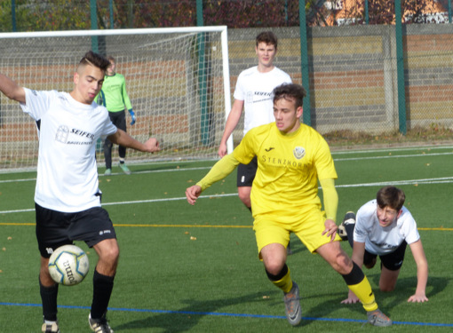 Kein Durchkommen fr JFV Rhein-Hunsrck gegen die B-Jugend der JSG Wisserland mit Louis Vedder, Niklas Winter, Paul Christian und Luca Schmidt. (Foto: JSG Wisserland)