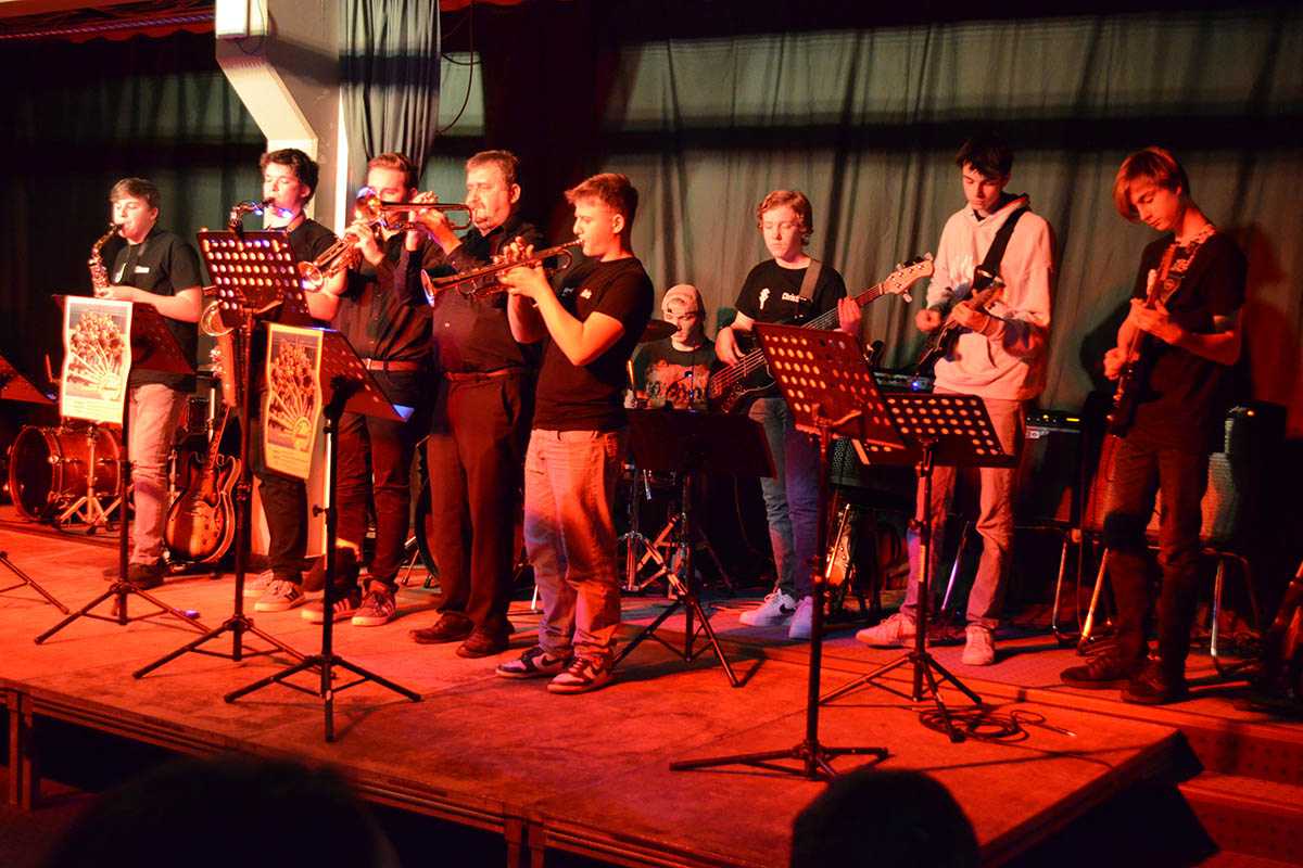 Wiedtal-Gymnasium presenteert: “The Phoenix Band hits”