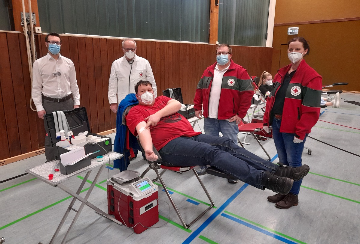Blutspende in Katzwinkel: 54 Spenderinnen und Spender kamen in die Glck-Auf-Halle