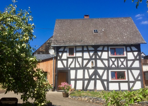 Boardels Haus in Rennerod ldt am Tag des offenen Denkmals am 9. September ein zur Besichtigung. (Foto: Marlies & Helmut R. Lang) 