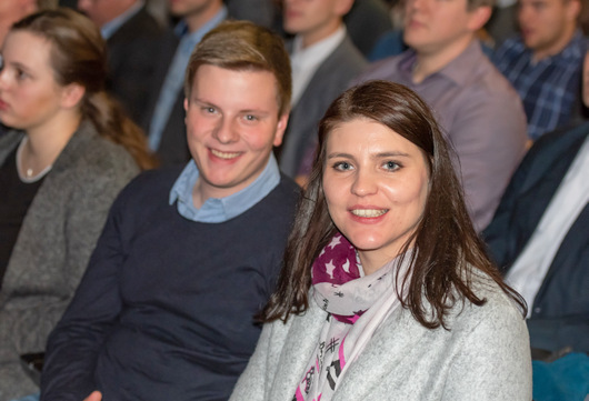 Waren unter den 4.000 CDU-Mitgliedern bei der Regionalkonferenz in Dsseldorf: die CDU-Kreisvorstandsmitglieder Christian Behler und Sarah Baldus. (Foto: CDU)