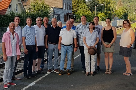 Teilnehmer am Ortstermin: Ulrich Merzhuser, Bernhard Steiner, Manfred Nebeling,Markus Khler, Jennifer Nebeling, Walter Hauptmann, Lars Peter Drr, Bernd Eutebach,Carolin Hoffmann, Eberhard Helsper, Markus Bruch, Andr   Krusche,   Marcus   Grmbel,Elisabeth Rttgen (Foto: CDU Mudersbach)