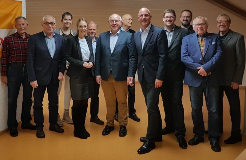 Vlnr: Axel Wehrens, Helmut Wolff, Caroline Brmmelhues, Ellen Demuth MdL, Lothar Khn, Rainer Hilbers, Dr. Engelbert Tausch, Martin Buchholz, Markus Rohm, Andreas Brehm, Ernst-Dieter Meyer, Siegfried Schmied. (Ulrich Holter, Daniel Wichmann und Thomas Gauer fehlen auf dem Bild). Foto: CDU Windhagen