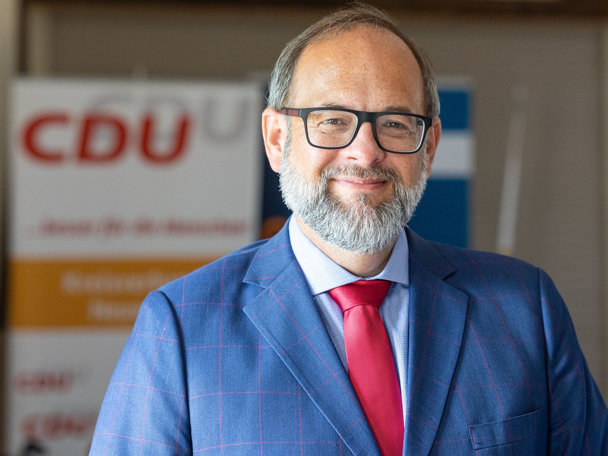 CDU-Direktkandidat Jan Petry l�dt zum offenen Austausch ein. (Foto: Pressefoto)