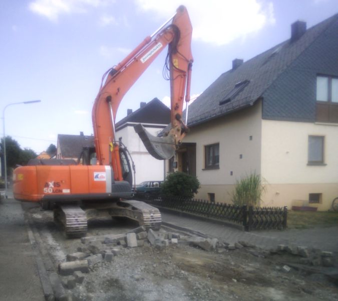 Baggerarbeiten in der Caaner Gartenstrae. Fotos. privat