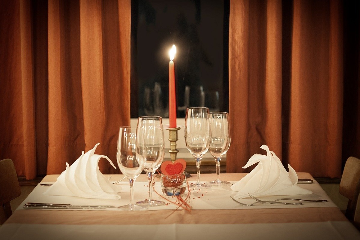 Candlelight Dinner (Symbolbild: Pixabay)