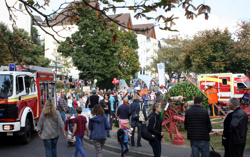 Hhr-Grenzhausen feiert groes City- und Brunnenfest