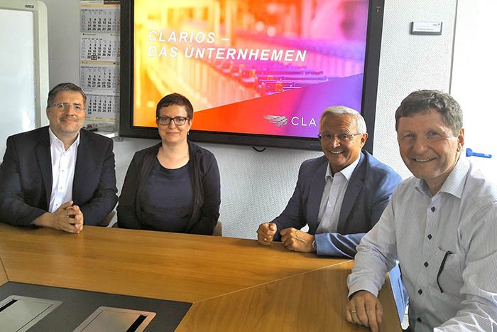 Von links: Jrg Hohenadl (Regionalentwicklung, Wirtschaftsfrdergesellschaft des Landkreises Neuwied), Katja Wiedemann (Personalleiterin Clarios Recycling GmbH), Achim Hallerbach (Landrat des Kreises Neuwied), Dr. Frank Toubartz (Geschftsfhrer Clarios Recycling GmbH, Krautscheid). Foto: Kreisverwaltung