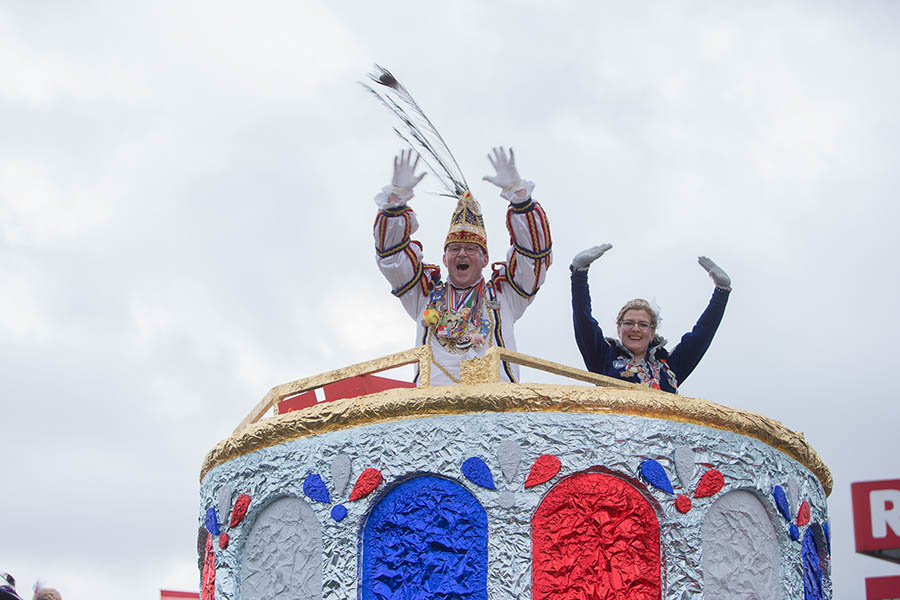 Rosenmontagszug in Neuwied - Hhepunkt der Session 