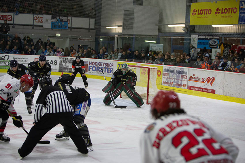 Eishockey: Finals Bren gegen Rockets steigen vor 1000 Zuschauern