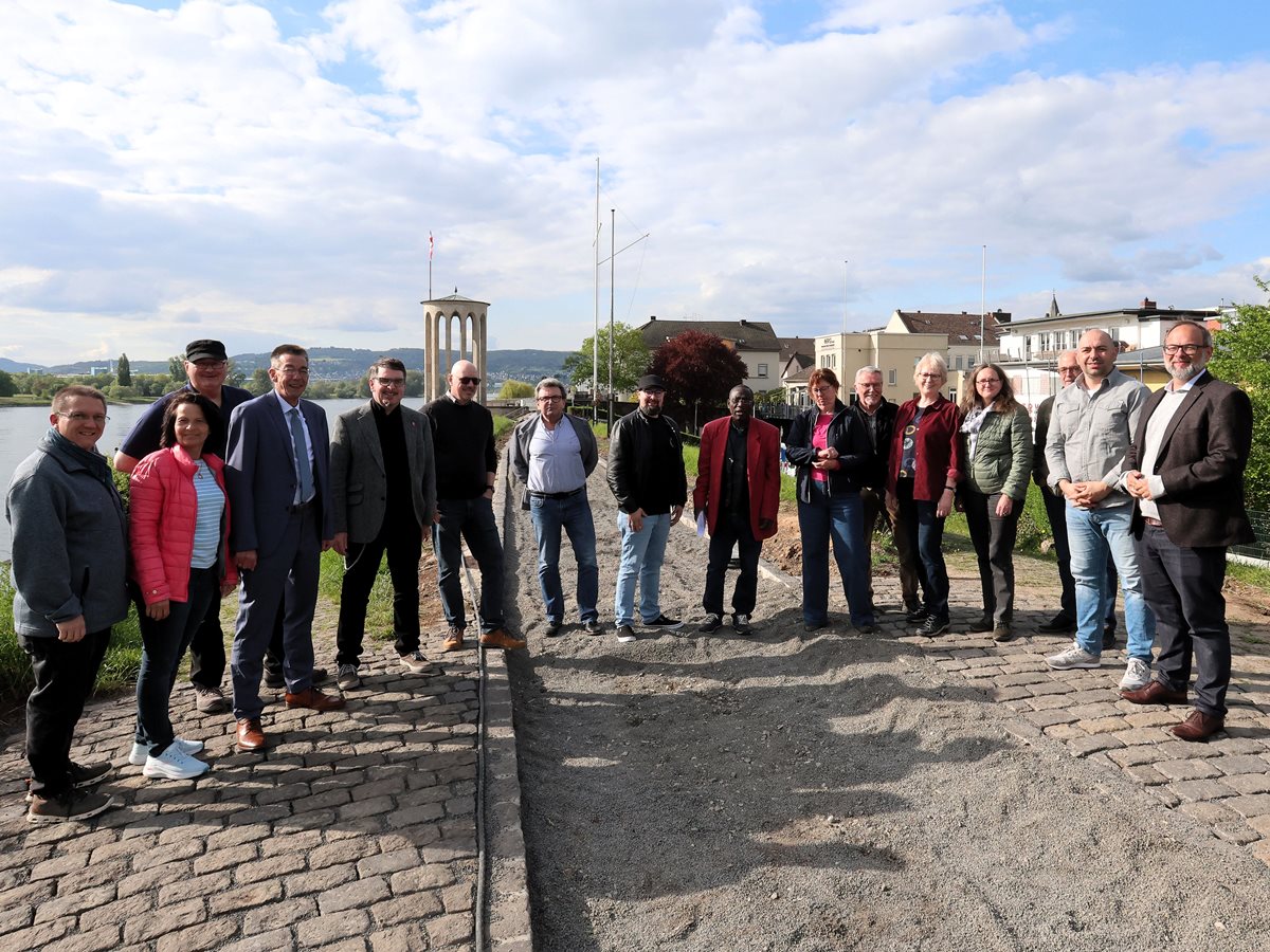 Die Deichanlagen am Rhein sollen attraktiver werden. (Foto: Fraktionen)