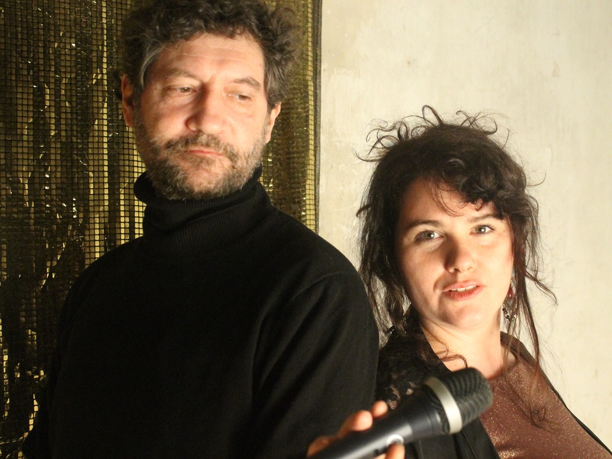 Das Duo "Moondance" stellt sein breites Repertoire in Hhr-Grenzhausen vor. (Foto: Pressefoto)