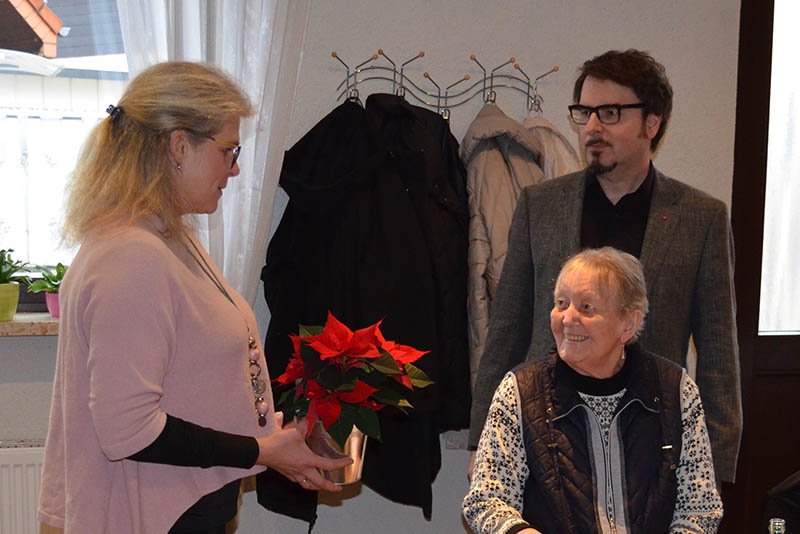 Von links: Michaela Seuser, Gertrud Mhlhfer, Tobias Hrtling. Foto: pr