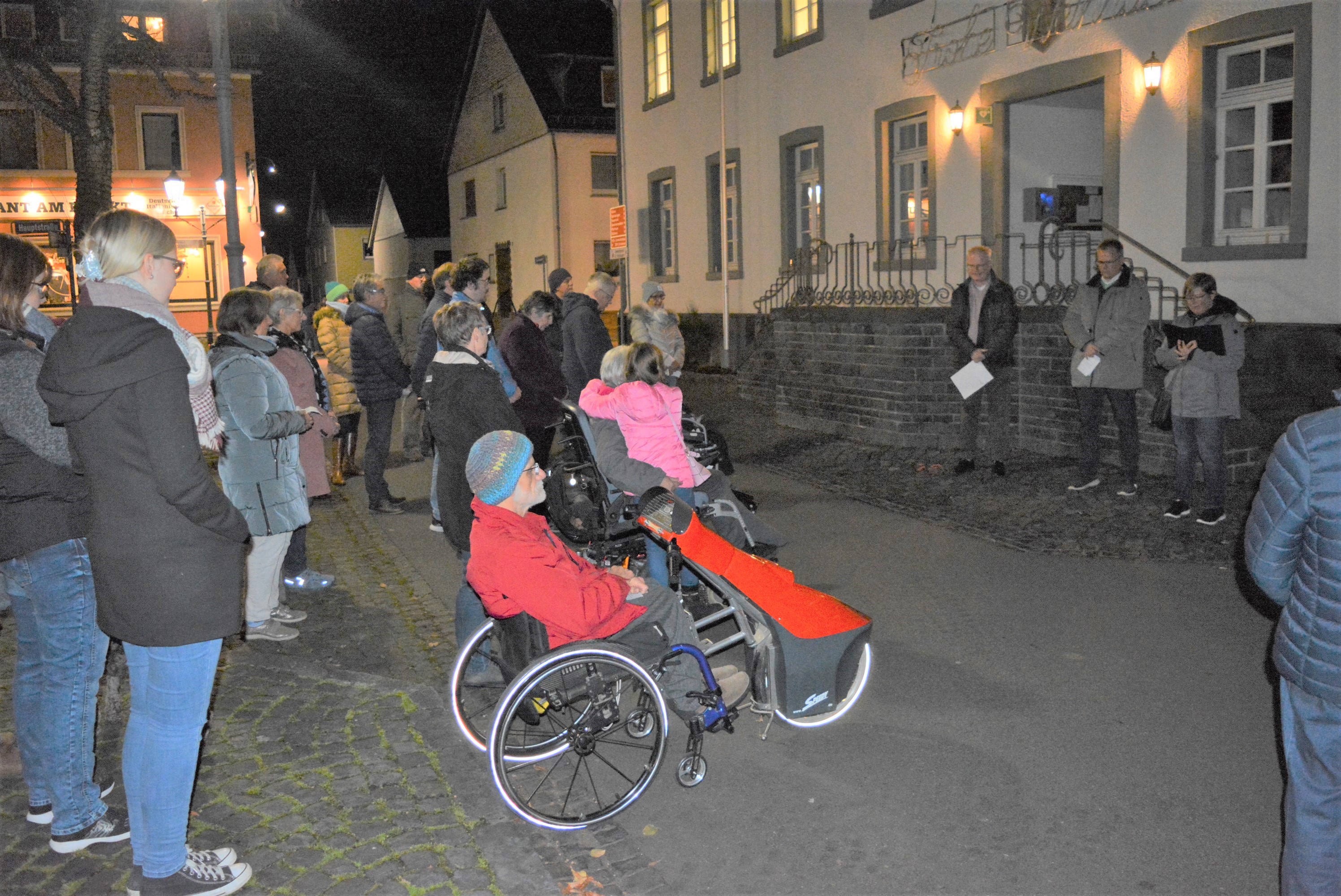 Stille Gedenkfeier zur Reichspogromnacht in Herschbach