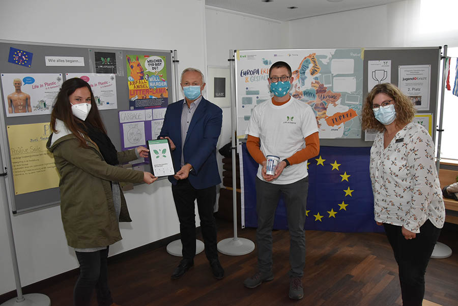 Von links: Christina Leschitzki (MBG), Landrat Achim Hallerbach, Projektleiter Dominik Lehmann, Gabi Schfer. Foto: Kreisverwaltung