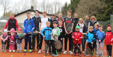 Tennisfreunde Blau-Rot Wissen feierten die Saisonerffnung