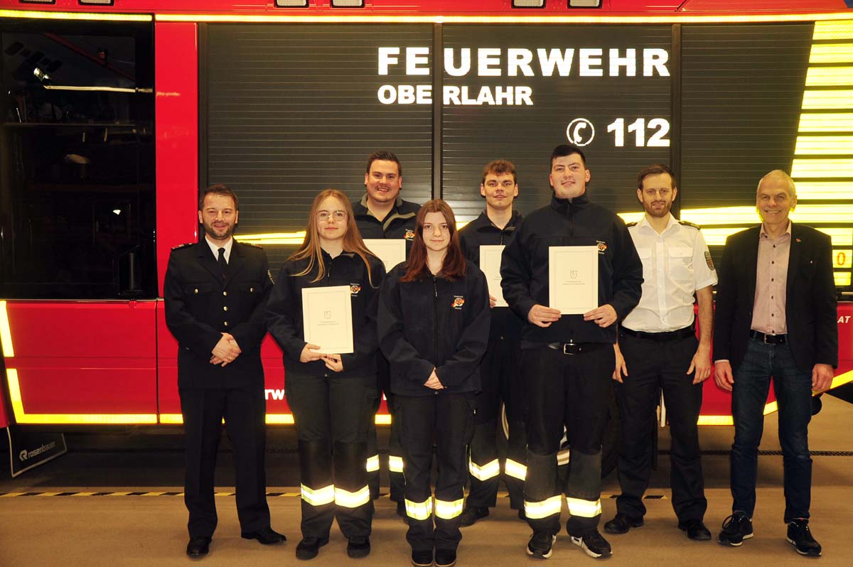 Dienstversammlung Lschzug Oberlahr: Neben dem Rckblick gab es Befrderungen