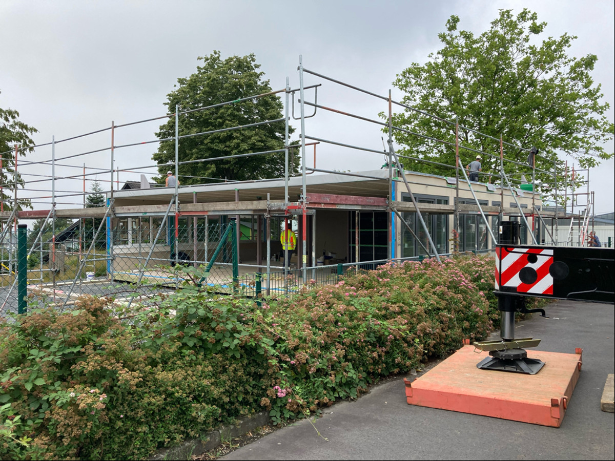 In Birken-Hongsessen entsteht neben der Kita grade ein modulares Gebude. (Fotos: Kleusberg GmbH)