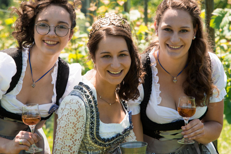 84. Erntedank und Winzerfest im Weindorf Dattenberg