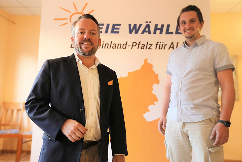 Stefan Wefelscheid (links), Landesvorsitzender der Freien Whler, ist der Direktkandidat fr die Stadt Neuwied und die Verbandsgemeinden Puderbach und Dierdorf. Fotos: FWG