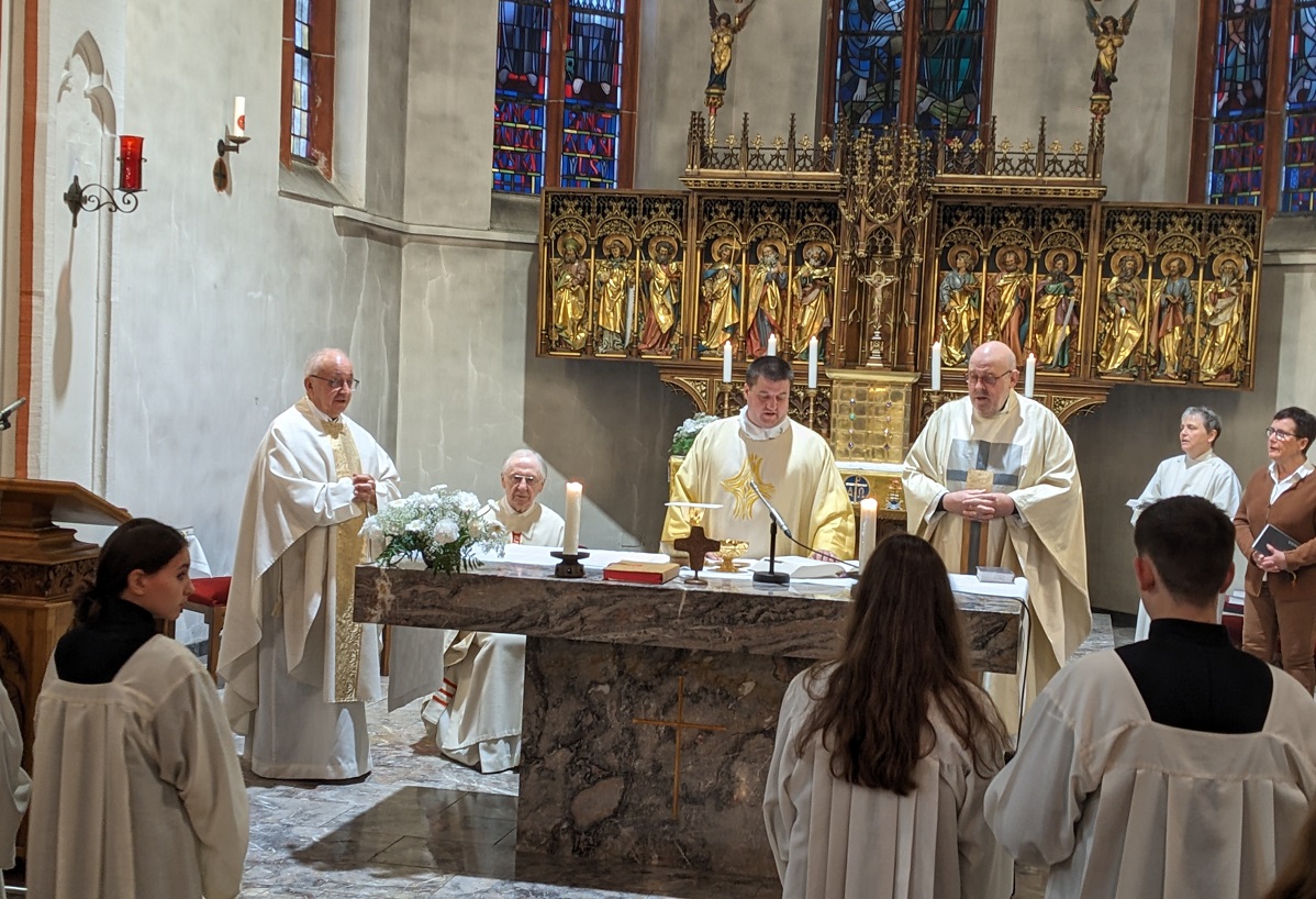 Beim Weihejubilum von Diakon Gnther Kaufmann (Foto: Pfarrei St. Peter in Montabaur)