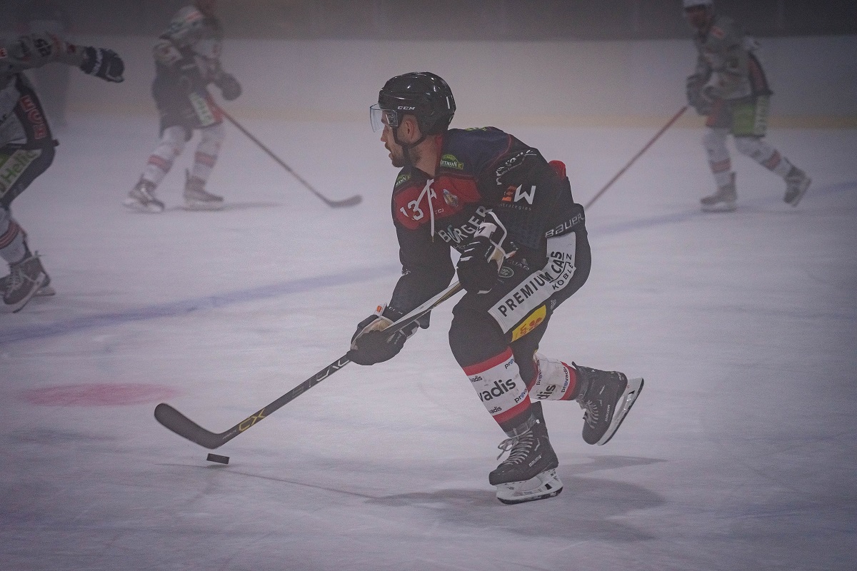 Der Lette Egils Kalns im Spiel gegen Hannover. (Foto: Manuel Enderich)