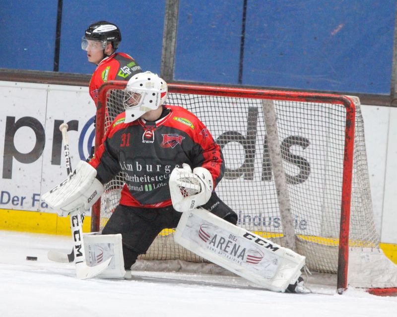 Keeper Tim Stenger und Leonard Gnther. Foto: fischkoppMedien