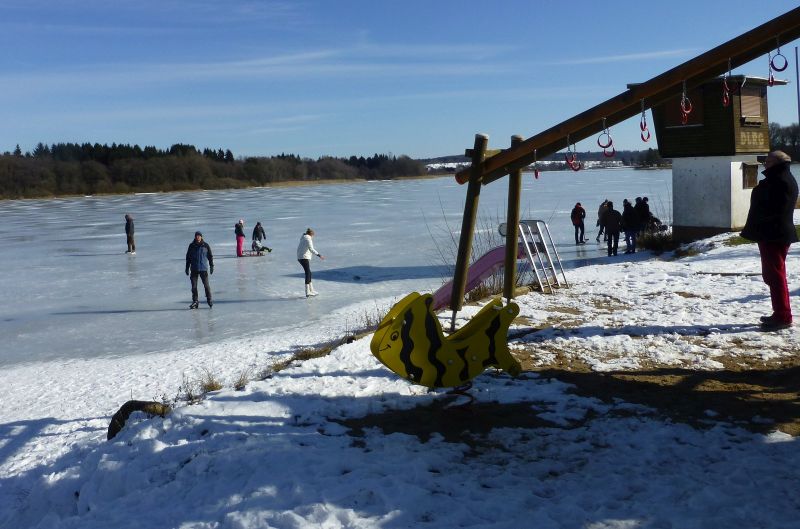 Olympianachwuchs trainiert am Dreifelder Weiher