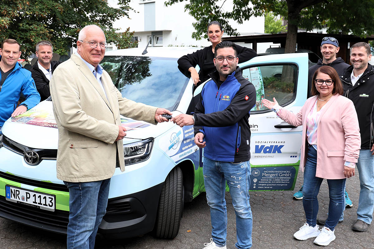 Neues Fahrzeug fr die Lebenshilfe Neuwied-Engers