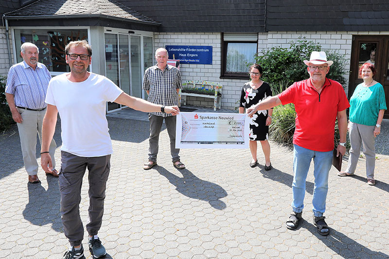 Feldkirchener Sofafreunde berraschen Frderzentrum Lebenshilfe 