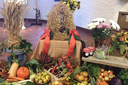 Pfarrgemeinde Birken-Honigsessen lädt zum Erntedankfest