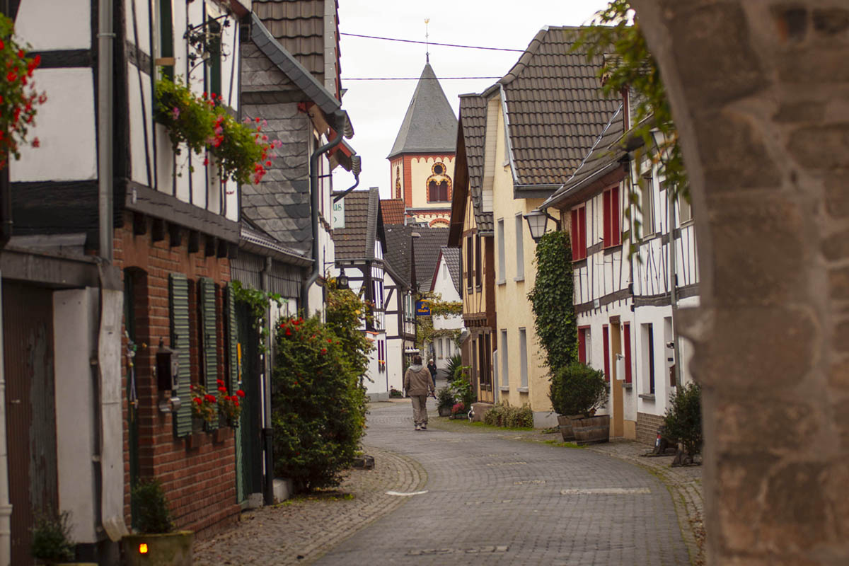 Neue Dokumente sind nun im Ortsarchiv von Erpel. Symbolfoto: Wolfgang Tischler