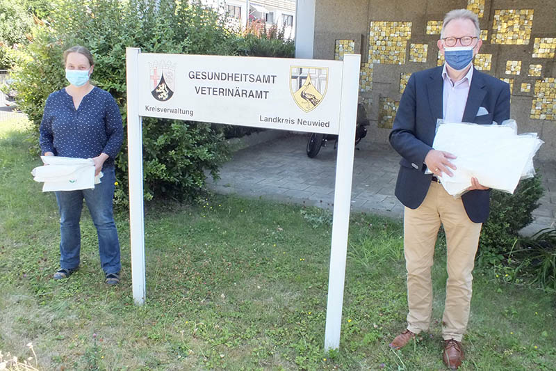 Erwin Rddel informierte sich beim Gesundheitsamt in Neuwied. (Foto: Reinhard Vanderfuhr / Bro Rddel)
