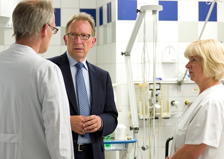 Erwin Rddel MdB sagt: Wir brauchen mehr denn je Krankenhuser auf dem Land! (Foto: Brgerbro)