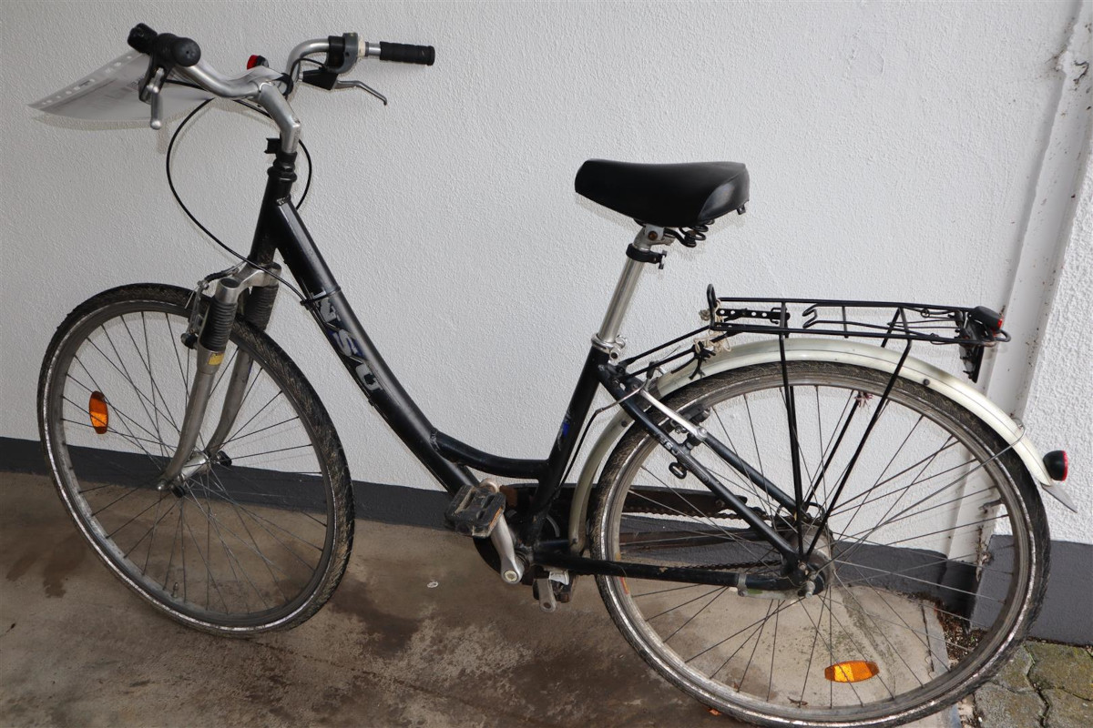 Wem gehört das bei einem Einbruch beim Täter gefundene Fahrrad? (Foto: PI Altenkirchen)